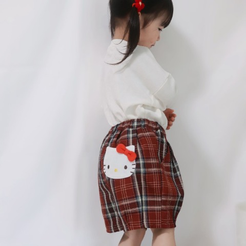 ベビー　パンツ　（80・90・100cm・ハローキティ）
