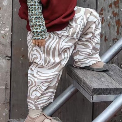 ベビー　パンツ（90・100cm・Caramelo）