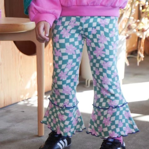 ベビー　総柄メロウフレアレギンス（90・100cm・JUO/airi）