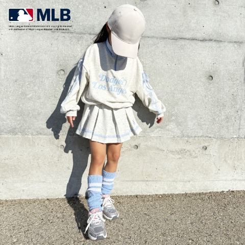 ベビー　スカート（90・100cm・MLB）