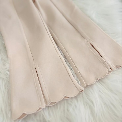 ベビー　ボトムス（90・100cm・リサママ）