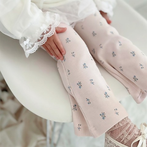 ベビー　ボトムス（90・100cm・リサママ）