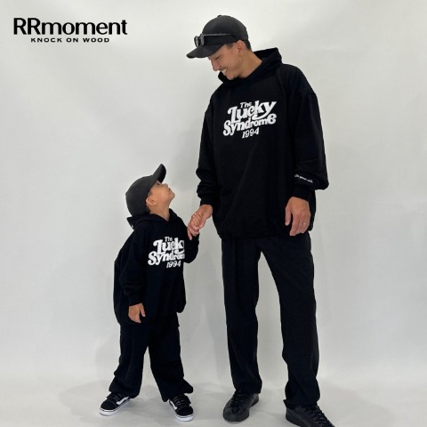 キッズ　パーカ（RRmoment・170～180cm）