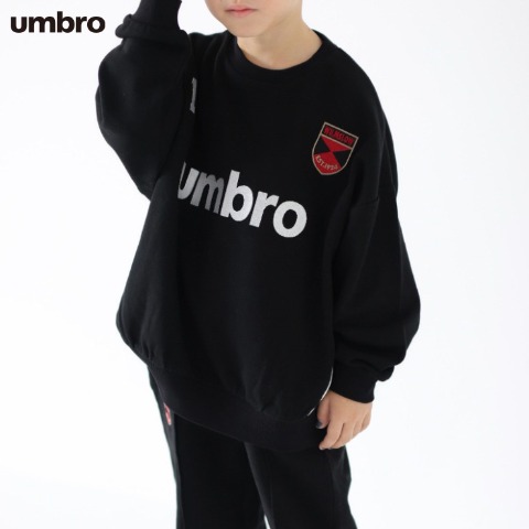 キッズ　トレーナー（140cm～170cm・UMBRO）