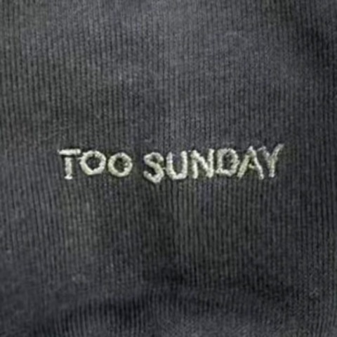キッズ　トレーナー（140cm～170cm・TOO SUNDAY）