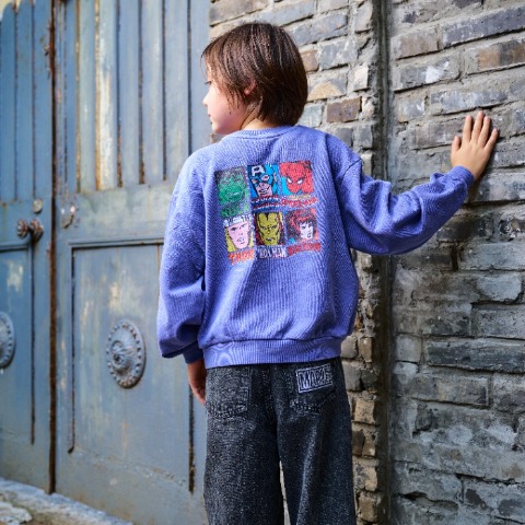 キッズ　トレーナー（140cm・150cm・LITTC FLAP!/MARVEL）