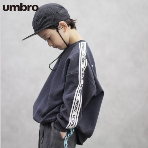キッズ　トレーナー（140～170cm・UMBRO）