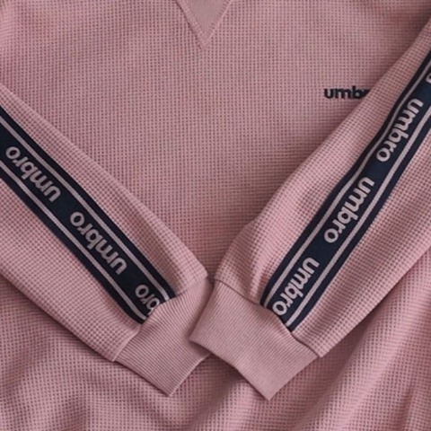 キッズ　トレーナー（140～170cm・UMBRO）