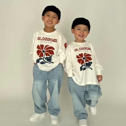 ジュニア　ロングTシャツ(140～160cm・RRmoment/RINA)