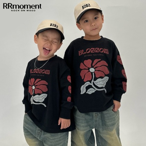 ジュニア　ロングTシャツ(140～160cm・RRmoment/RINA)
