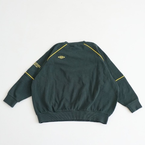 キッズ　トレーナー（140～160cm・UMBRO/とうくん）