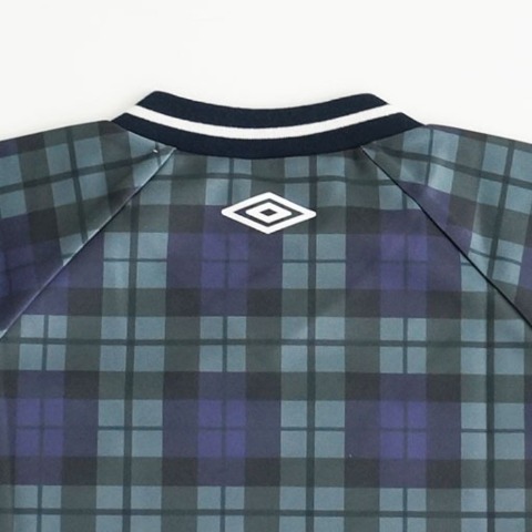 キッズ　半袖Tシャツ（140～170cm・UMBRO）