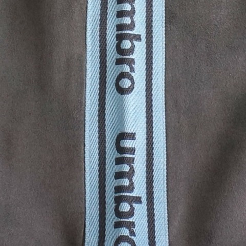 キッズ　パンツ（140～170cm・UMBRO）