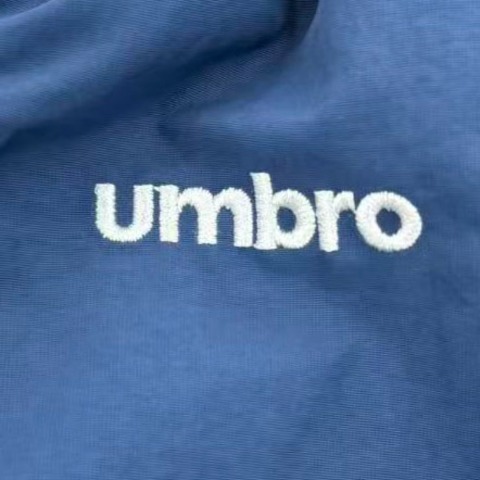 キッズ　パンツ（140cm～170cm・UMBRO）