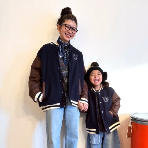 キッズ　ジャケット（160cm・170cm・AMBERROAR)