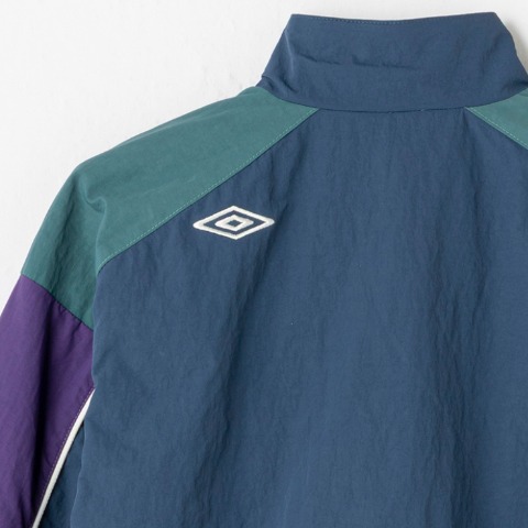 キッズ　ジャケット（140cm～170cm・UMBRO）