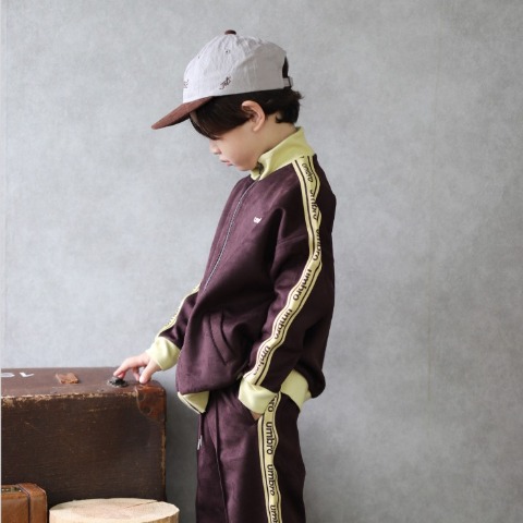 キッズ　ジャケット（140～170cm・UMBRO）