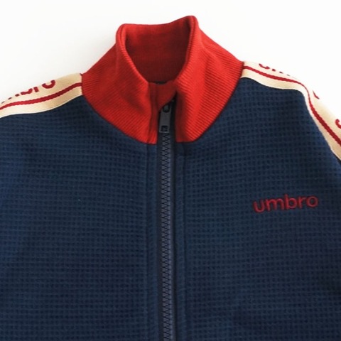 キッズ　ジャケット（140～170cm・UMBRO）
