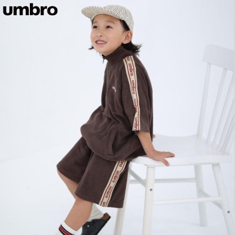 キッズ　トップス（140～170cm・UMBRO）