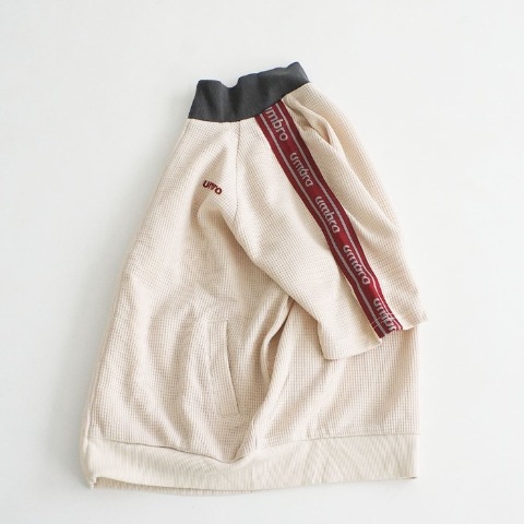キッズ　トップス（110～130cm・UMBRO）