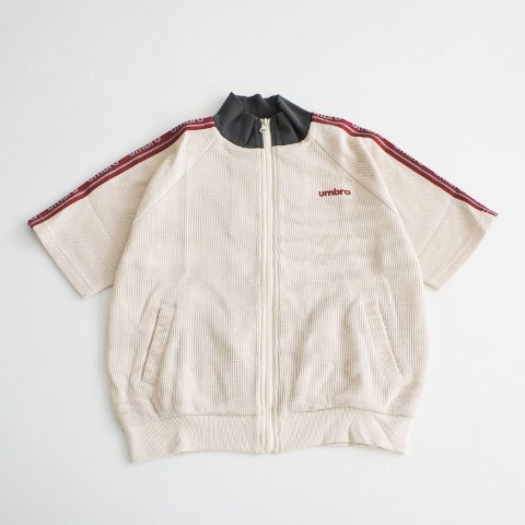 キッズ　トップス（140～170cm・UMBRO）