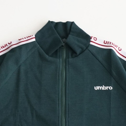 キッズ　トップス（140～170cm・UMBRO）