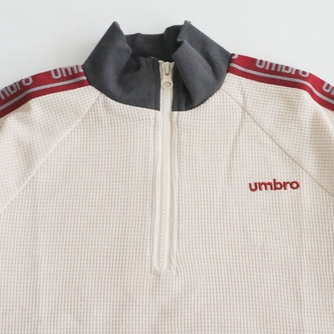 キッズ　トップス（110～130cm・UMBRO）
