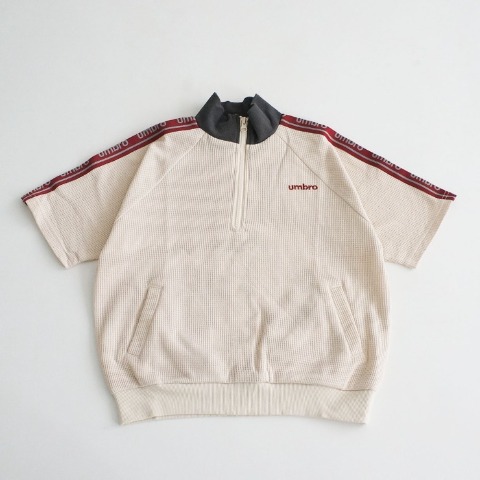 キッズ　トップス（140～170cm・UMBRO）