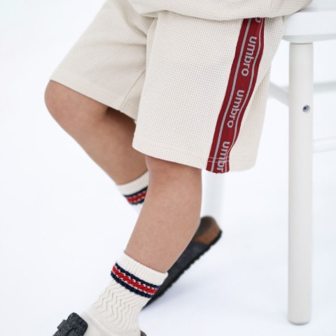 キッズ　パンツ（110～130cm・UMBRO）