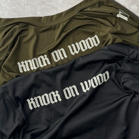 キッズ　ラッシュガード(110～130cm・RRmoment/RINA)