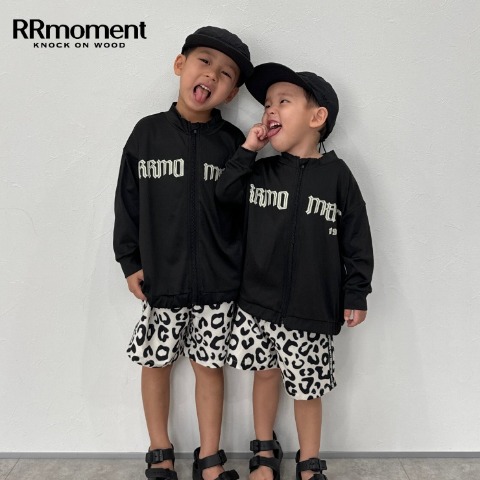 キッズ　ラッシュガード(140～150cm・RRmoment/RINA)