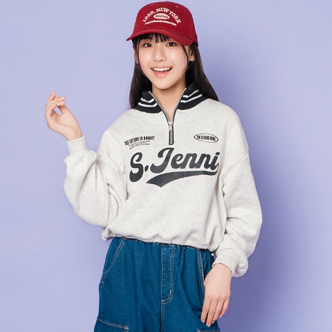 キッズ　トレーナー（140・150cm・S.JENNI)