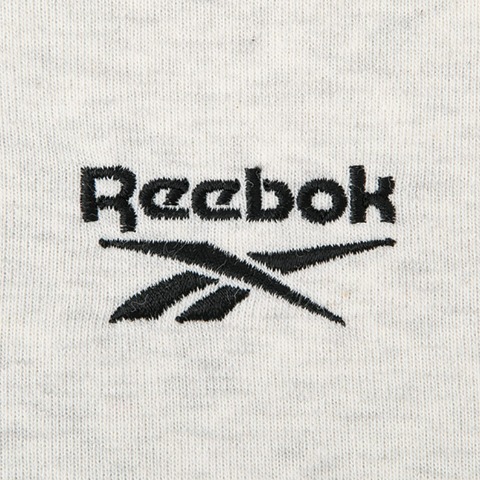 キッズ　トレーナー（150・160cm・Reebok）