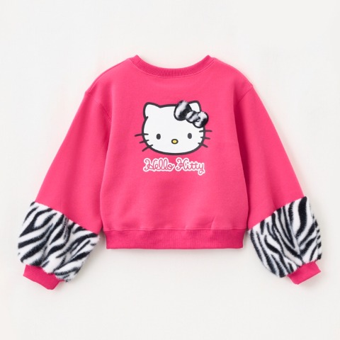 キッズ　プルオーバー　(140cm・ハローキティ）