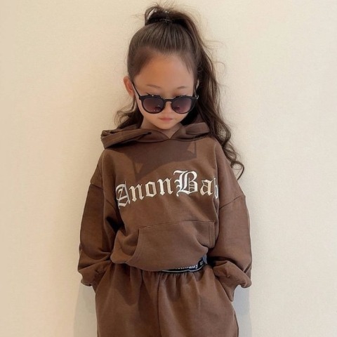 キッズ　パーカ（140cm・anonbaby）