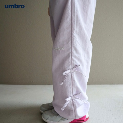 キッズ　パンツ（140cm～170cm・UMBRO）