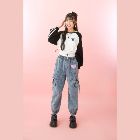 キッズ　ロングパンツ（140cm・150cm・Lily Chuu）