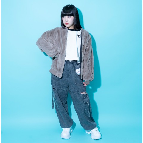 キッズ　ロングパンツ（140・150cm・Lily Chuu）