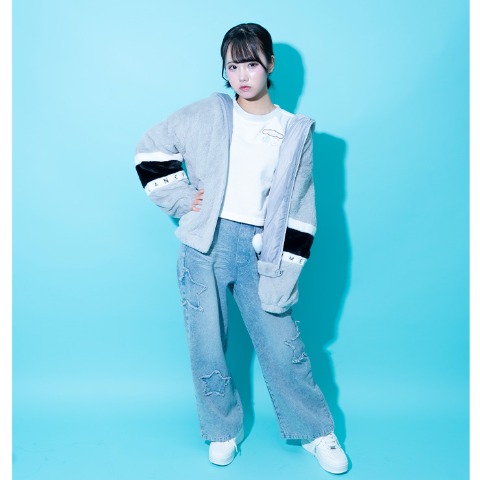 キッズ　ロングパンツ（140・150cm・Lily Chuu）