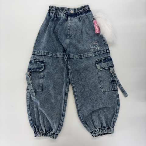 キッズ　ロングパンツ　(140cm・ハローキティ）