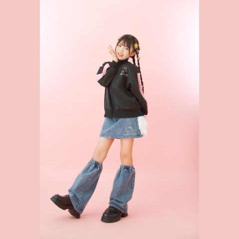 キッズ　スカート（140cm・ハローキティ）