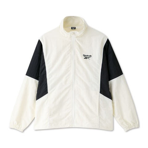 キッズ　ジャケット（150・160cm・Reebok）