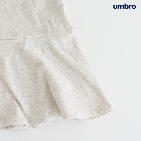 キッズ　ワンピース（140cm～170cm・UMBRO）