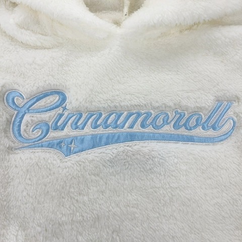 キッズ　パーカー＋ショートパンツセット（140・150cm・シナモロール）