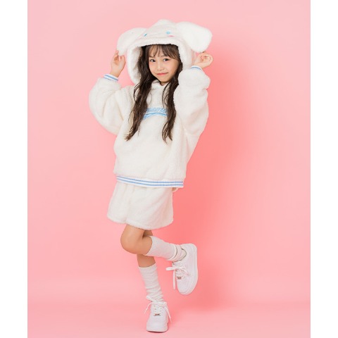 キッズ　パーカー＋ショートパンツセット（140・150cm・シナモロール）