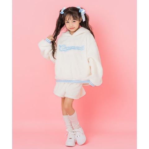 キッズ　パーカー＋ショートパンツセット（140・150cm・シナモロール）