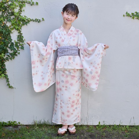 キッズ　浴衣（140cm・yumi）