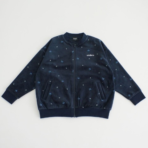 キッズ　パーカ（110cm～130cm・UMBRO）