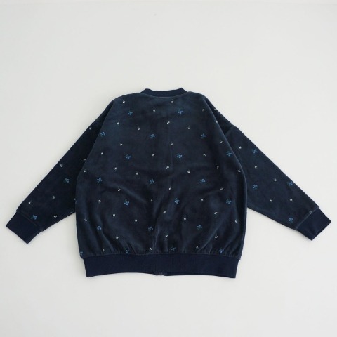 キッズ　パーカ（110cm～130cm・UMBRO）