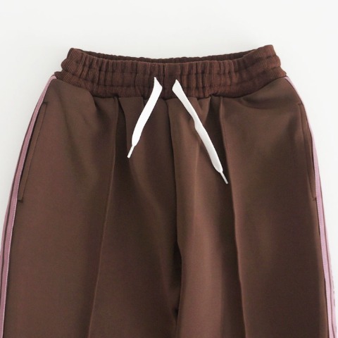 キッズ　パンツ（140～170cm・UMBRO）